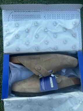 Birkenstock Men’s Boston Suede Clog - Taupe Brown